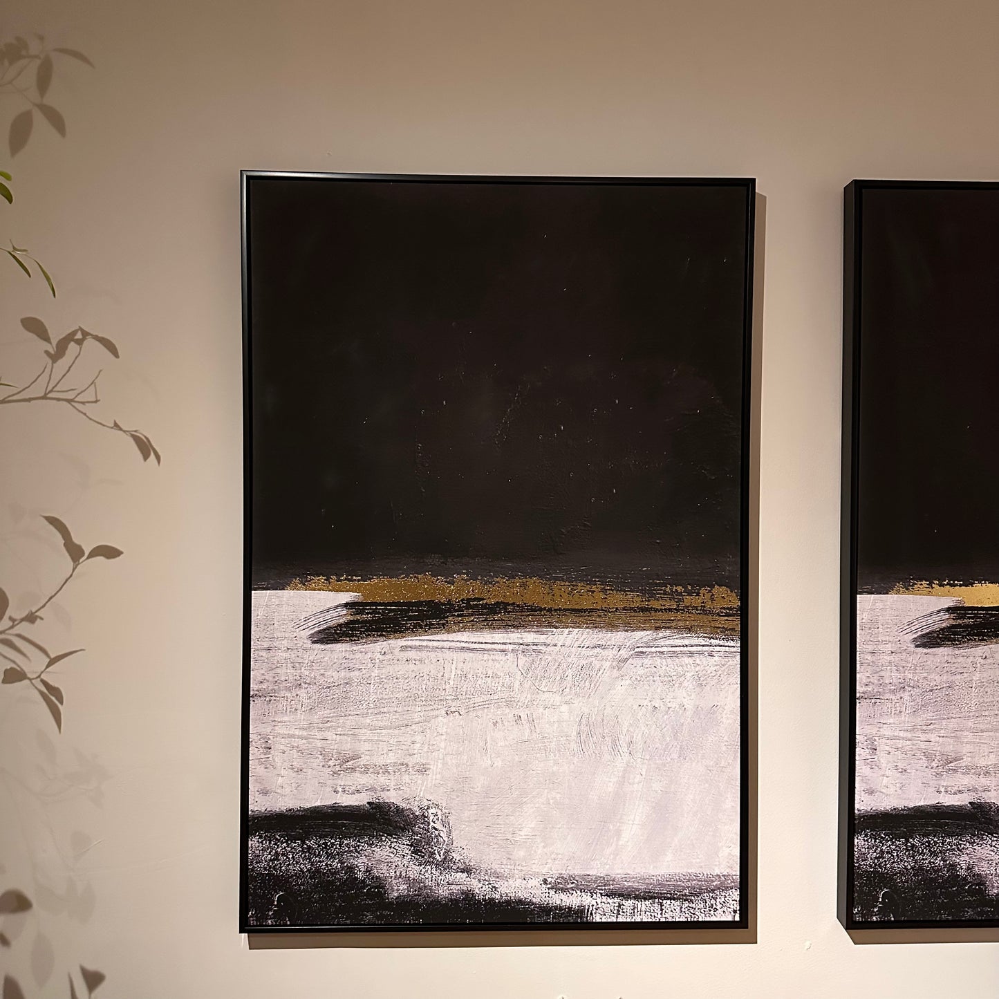 CUADRO NEGRO/DORADO/BLANCO