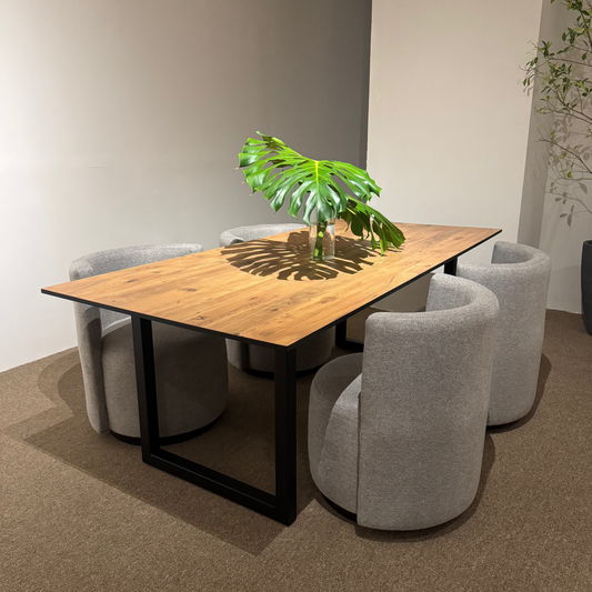 MESA DE COMEDOR HERRADURA