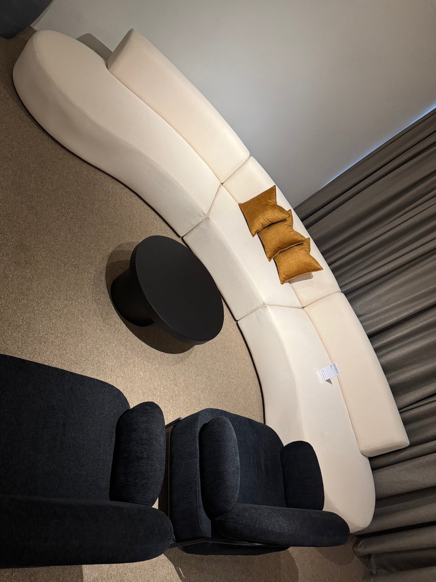 SOFA CURVO GRAND JINETE